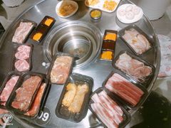-炽城·烤肉名家(鸿达中央广场店)