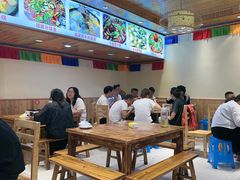 -乡土特色.冷锅鱼.牦牛肉汤锅