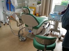 -赫尔森口腔·牙齿种植修复