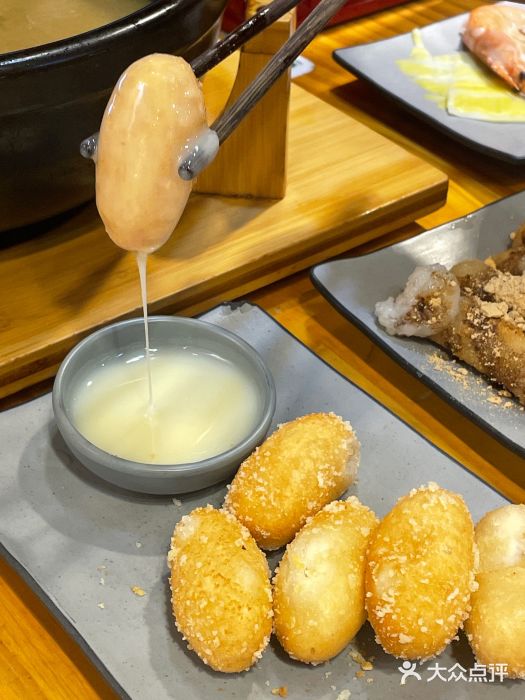 勺子米线·云南传统小吃市集(四方街店)图片