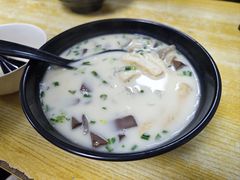 -津津老鸭粉丝馆(正东路店)