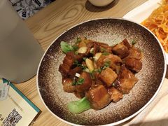 -小镇大厨新概念复合中餐厅(万达广场大连高新店)