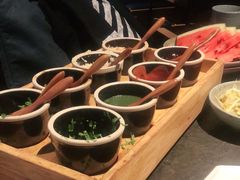 自助调料区-老墙根涮肉·铜锅·烧烤(欢乐谷·王四营店)