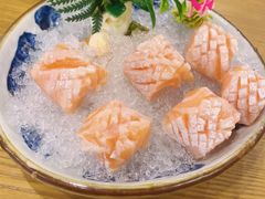 三文鱼鱼腩-魔丼屋(日月光店)