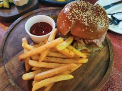 黑毛牛汉堡-羽深肉铺 Steak & Wine