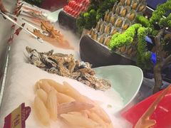 -四囍码头海鲜烧烤自助火锅(外滩南京东路悦荟广场店)