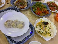 -维吾尔餐厅(宜山路店)