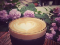 拿铁咖啡-T-COFFEE(长江花园店)