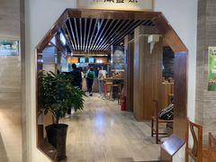 -亮亮面馆(经六路店)