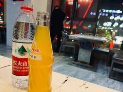 -凤凰路何眼镜香辣蟹(花果园店)
