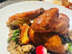 -LESCEDARS Brasserie Bistro香柏树