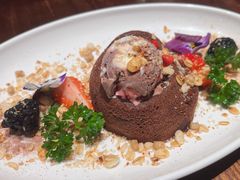 招牌巧克力流心蛋糕-Bistro 63 创意融合料理(广粤天地店)