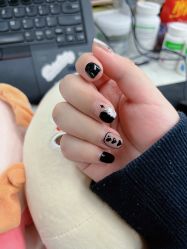 -UGIRL有个美甲