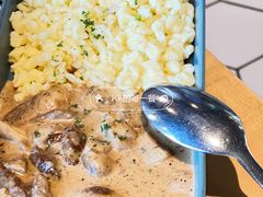 兰巴赫招牌面筋配牛肉口蘑-LENBACH兰巴赫西餐啤酒坊(大连东港店)