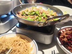 -湘西小馆(滨河路店)