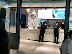 门面-野萃山·潮汕厚果汁(十亩地店)