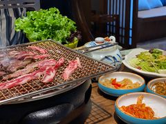 -明洞阿姨·韩式酱蟹烤肉·创意料理(三元桥店)