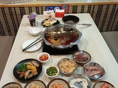 -尚品海鲜肥牛自助火锅(湖明店)