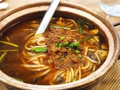 铜锅锅米线-云下·云有溪小酒馆(北京skps店)