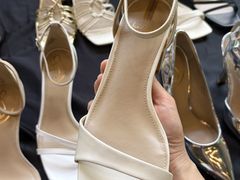 -广州周大福金融中心