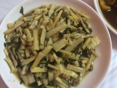 -天乐农家鱼头王(天目湖店)