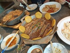 -五谷丰登农家院·地道胶东菜·海鲜烧烤(威海店)