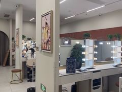 -HIMO海马体照相馆(上海华润CP静安店)
