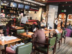 -西西弗书店&矢量咖啡(凯德晶萃广场店)