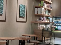 -星巴克(广州淘金路店)