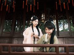 -汉仪华裳汉服馆(豫园店)