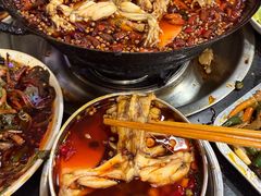 -鸿顺老铁锅美蛙鱼府(解放碑店)
