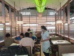 -洪氏嗨捞·广东猪肚鸡·椰子鸡火锅(西咸万象城店)