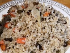 手抓饭-西域一部馕坑烤羊·烧烤·炒菜