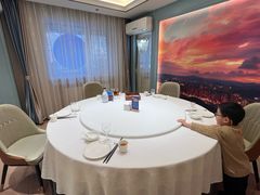 -品海楼·大连海胆锅贴馆(东港店)