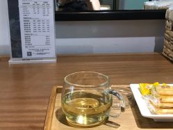 -罗亚帝·NASHOW纳秀形象设计