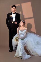 点击看大图 -至臻微拉婚纱摄影