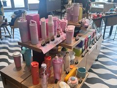 -星巴克臻选(莘庄仲盛店)