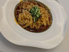 -曲江惠宾苑宾馆(大雁塔大唐不夜城店)