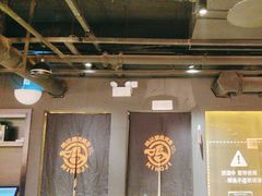 -鸣记脆皮烤鱼·海鲜烤鱼(三八广场店)