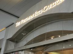 -上海波特曼丽思卡尔顿酒店