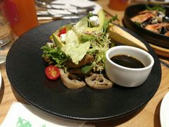 -LO CALCOW卡路力轻食主义餐厅(陆家嘴店)