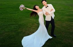 -雪中彩影婚纱摄影·微光艺术中心