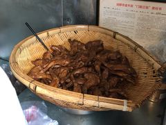 五香兔腿-邓氏兔头