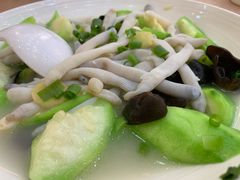 -轩记海鲜餐厅·四十五年老字号·经典粤菜(西区彩虹店)
