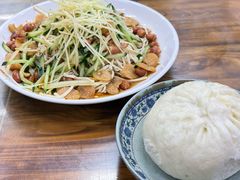 -雪琴面馆富安特色鱼汤面(城中花园店)