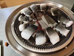 -围炉肉舍丹东海鲜烤肉·烤活鳗(步行街店)
