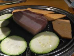 -唯成•韩国炭火烤肉 유성고기