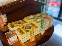 -汪玉霞(汉口里店)