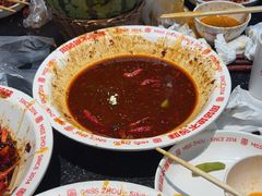 -周姑娘不等味·牛羊肉火锅·螃蟹罗氏虾·烤鱼烤串(高邮店)