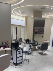 -Mentor Hair Salon